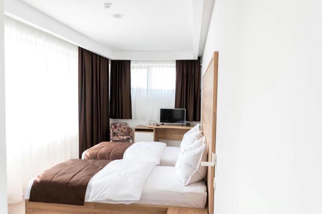 Hotel Novitas Livno Exteriér fotografie